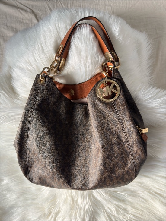 Michael Kors Handbags - Michael Kors💝💝Brown Logo Hobo Bag